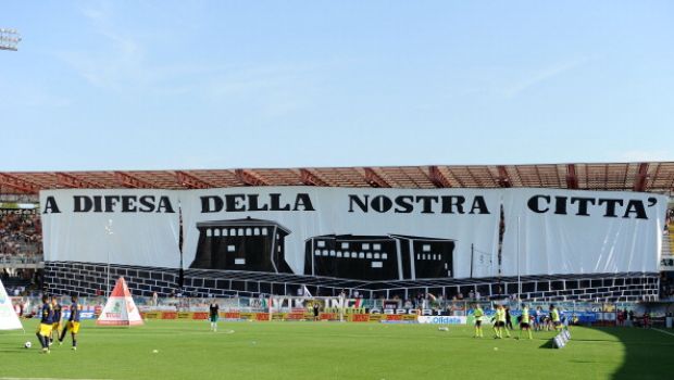 Serie B, semifinali play off: Cesena-Modena 1-1 e Latina-Bari 2-2 | Video