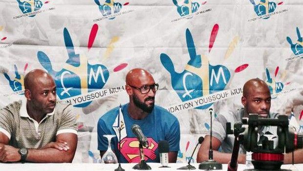 Anelka, nuova provocazione: la quenelle anche sulla maglietta