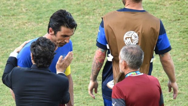 Italia-Uruguay 0-1: Buffon &#8220;Un fallimento&#8221;, Chiellini &#8220;Arbitro, vergogna!&#8221;