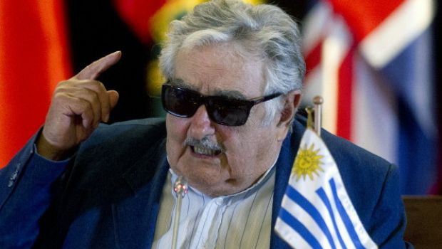 Uruguay, Mujica fuorioso con la Fifa: “Banda di figli di p…” [Video]