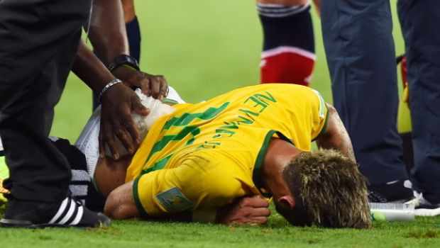 Mondiali Brasile 2014: Neymar ko, vertebra fratturata e torneo finito