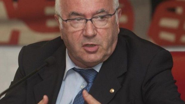 Figc: Tavecchio in vantaggio per il dopo-Abete, Agnelli si oppone