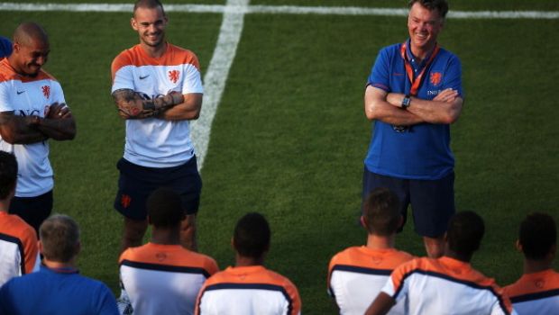 La Fifa reclama per sé l&#8217;albergo scelto dall&#8217;Olanda a Rio, le proteste degli Oranje a San Paolo per la semifinale