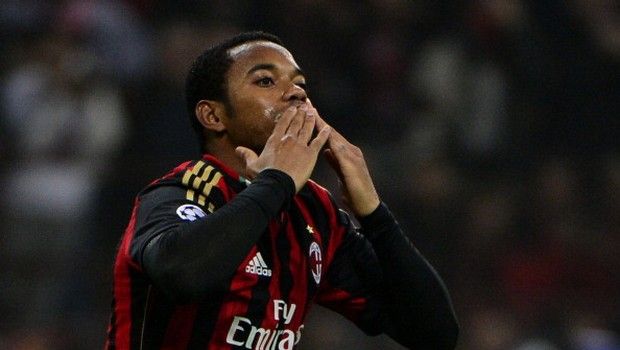 Calciomercato Milan: Robinho, il Cruzeiro si ritira e la telenovela prosegue | I possibili scenari