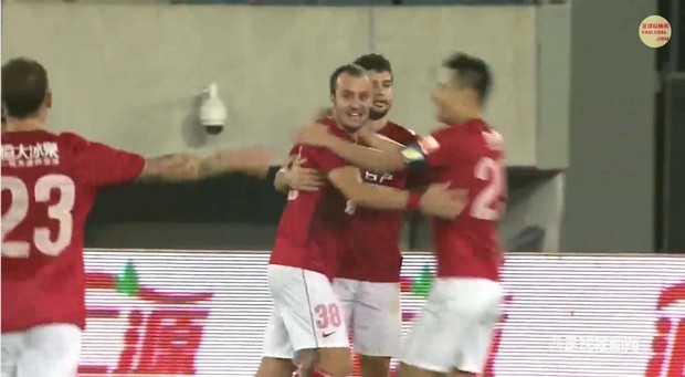 Cina: doppietta di Gilardino, il Guangzhou vola [Video]