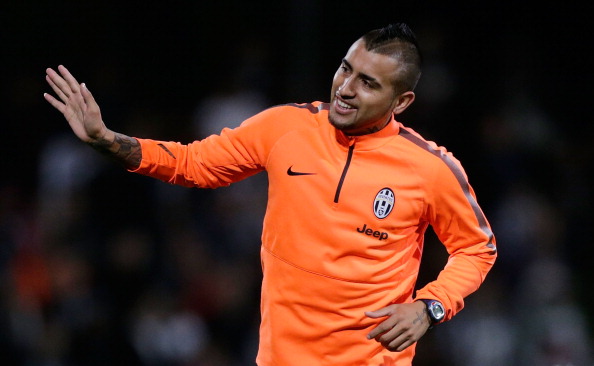 Calciomercato Juventus, Vidal: rilancio Manchester United, Hernandez e 40 milioni