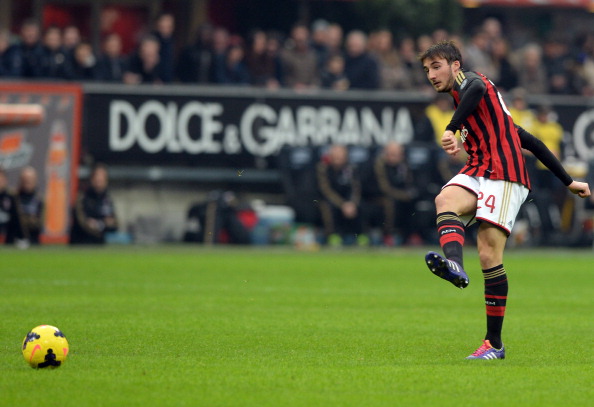 Milan, Cristante torna sul suo passaggio al Benfica: &#8220;Qui gioco la Champions&#8221;