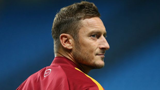 Totti a tutto campo: stasera contro il tabù inglese, domenica per strappare il primato alla Juve