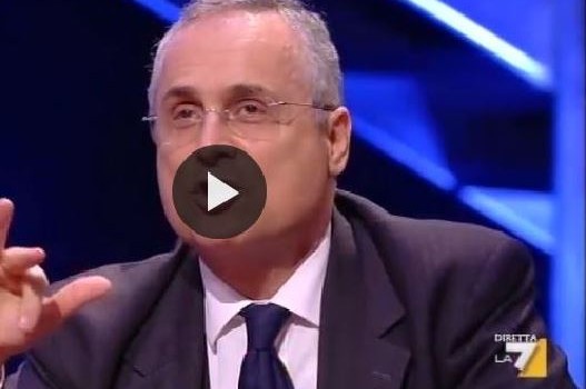 Anno uno, gaffe di Lotito: “Tavecchio non è razzista, ha adottato anche dei cosi…” – Video