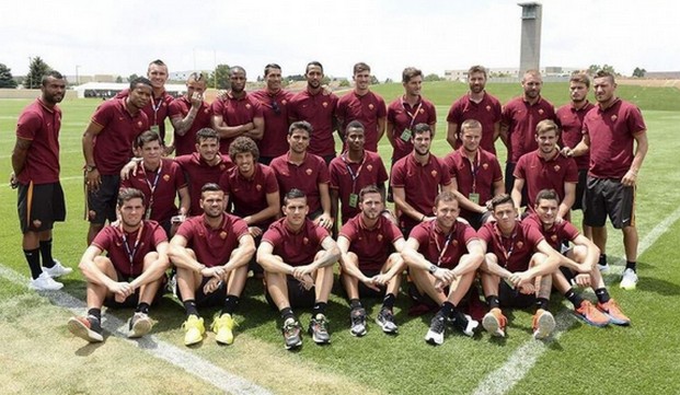 Ashley Cole: &#8220;Roma da scudetto, se non regalano altri rigori per falli fuori area&#8221;