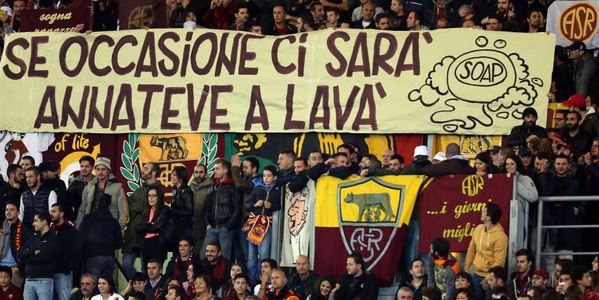 Roma-Torino, striscione contro i napoletani: &#8220;Se occasione ci sarà, annateve a lavà&#8221;