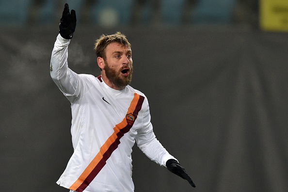 Roma: De Rossi, gli rubano anche la macchina