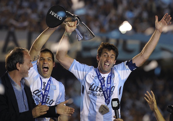 Milito campione d&#8217;Argentina con il Racing Avellaneda