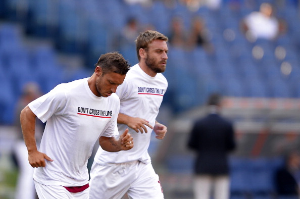 De Rossi: &#8220;Io contro Totti? Maiali col microfono&#8221;