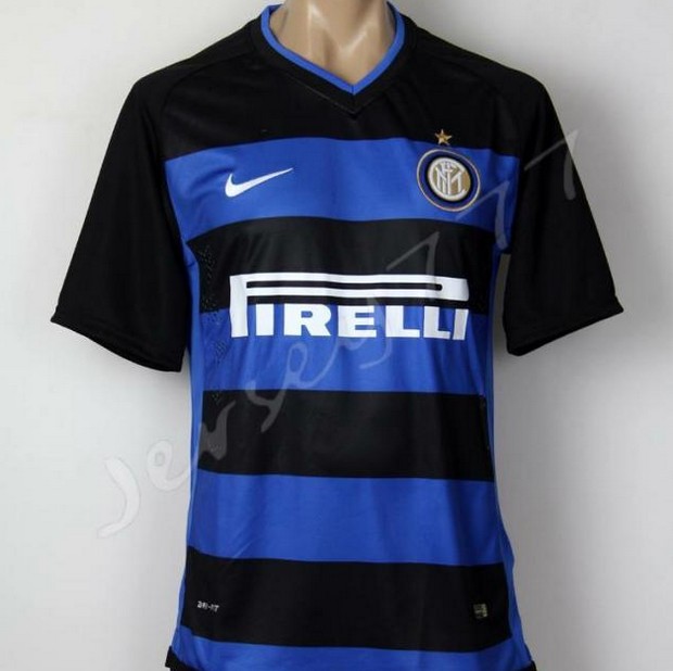 Inter, maglia 2015/16 a strisce orizzontali? E&#8217; un falso