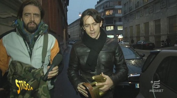 Milan, Inzaghi riceve il Tapiro d&#8217;Oro di Striscia la Notizia &#8211; Video