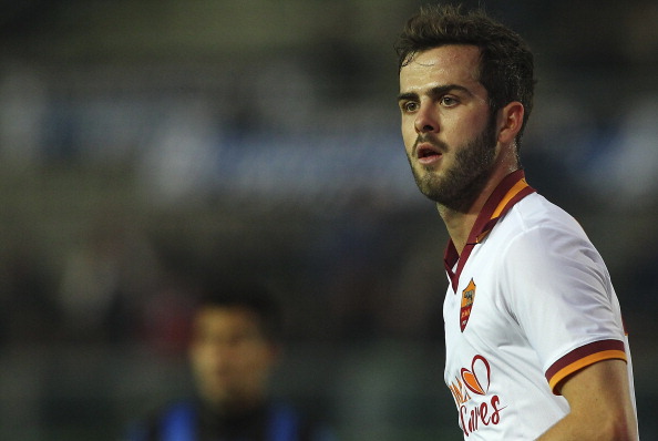 Liverpool, offerta mostruosa per Pjanic: la Roma ci pensa