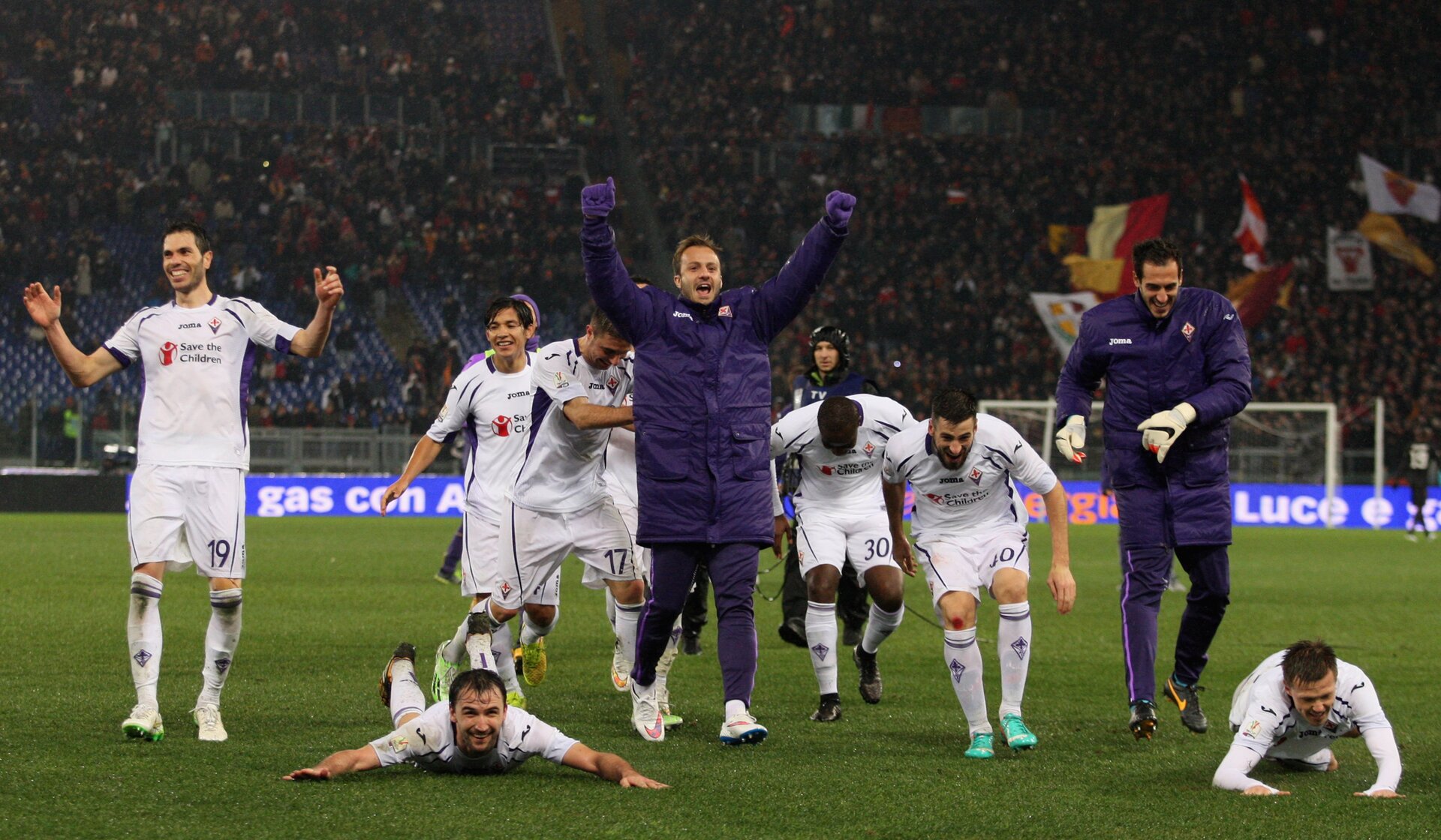 Roma-Fiorentina 0-2 | Radiocronaca di Repice, contestazione dei tifosi giallorossi (Video), interviste e statistiche