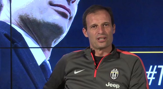 Allegri canta l’inno della Juventus (Video)