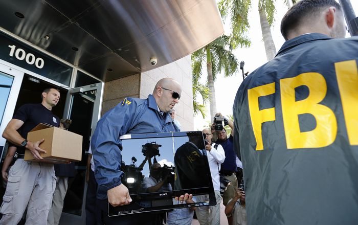 Fifa: arresti e sequestri di documenti