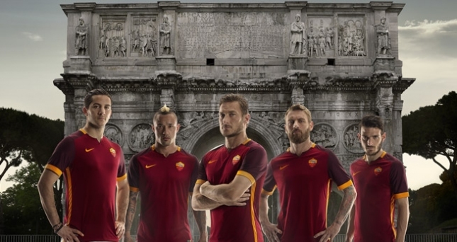 Roma, nuove maglie 2015/2016: due tonalità di rosso, omaggio alla Capitale e alla sua storia