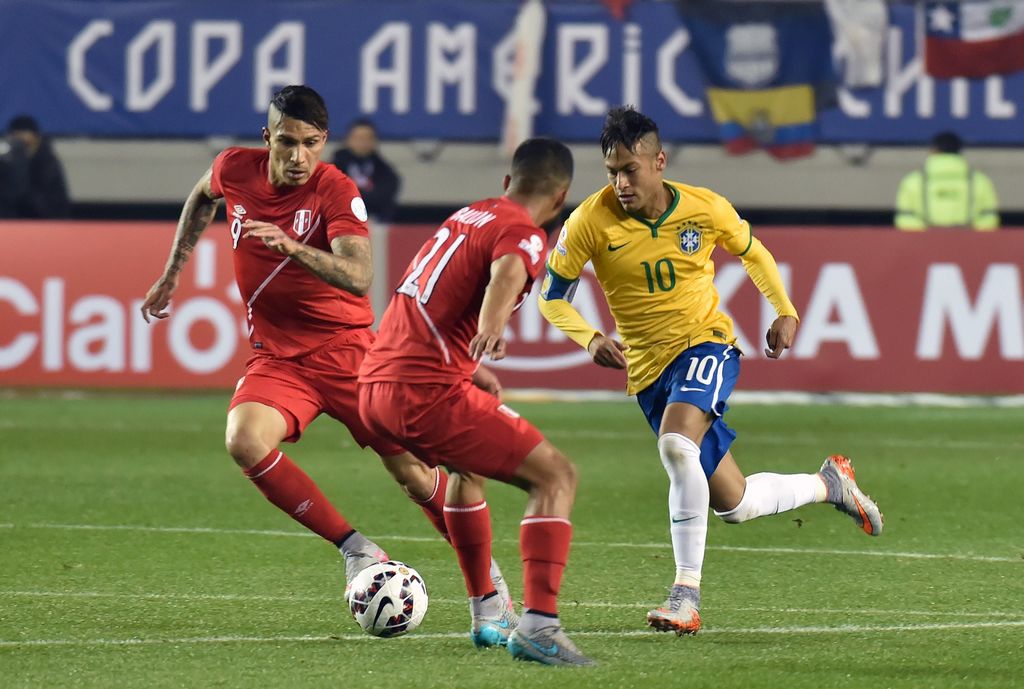 Neymar protagonista di Brasile-Peru