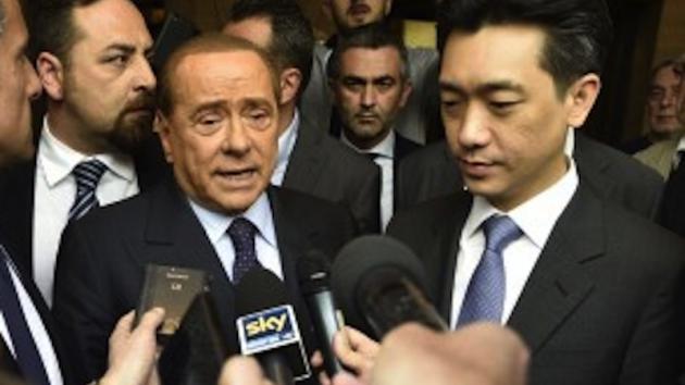 Milan: Mr Bee va da Berlusconi per fermare le polemiche