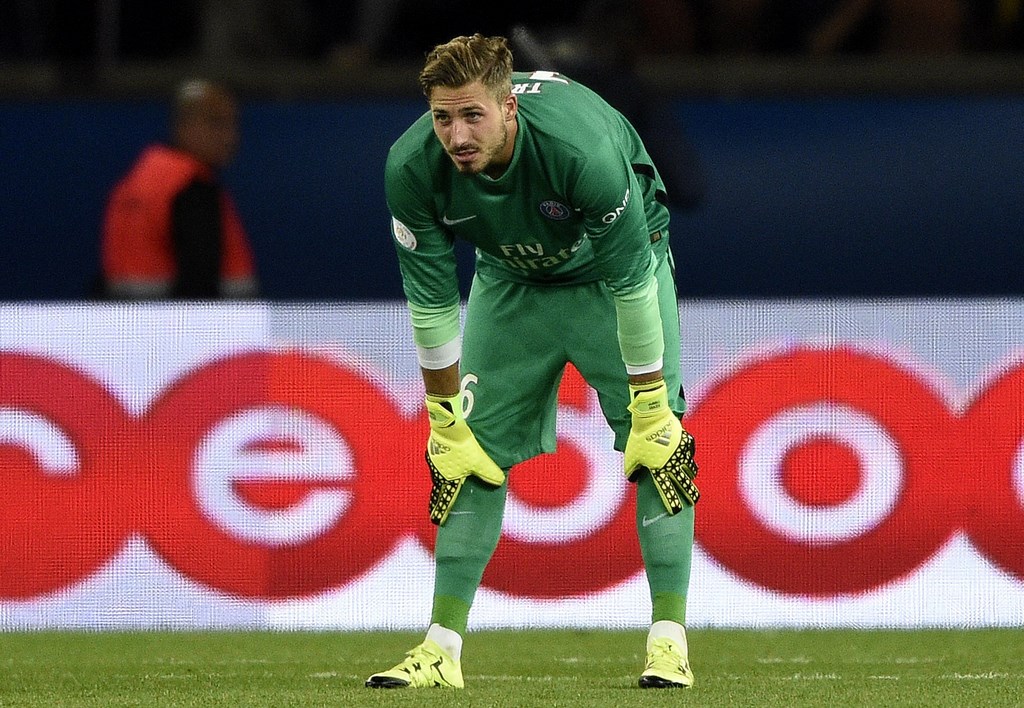 Paris Saint Germain-Bordeaux 2-2: le papere di Trapp (Video gol)