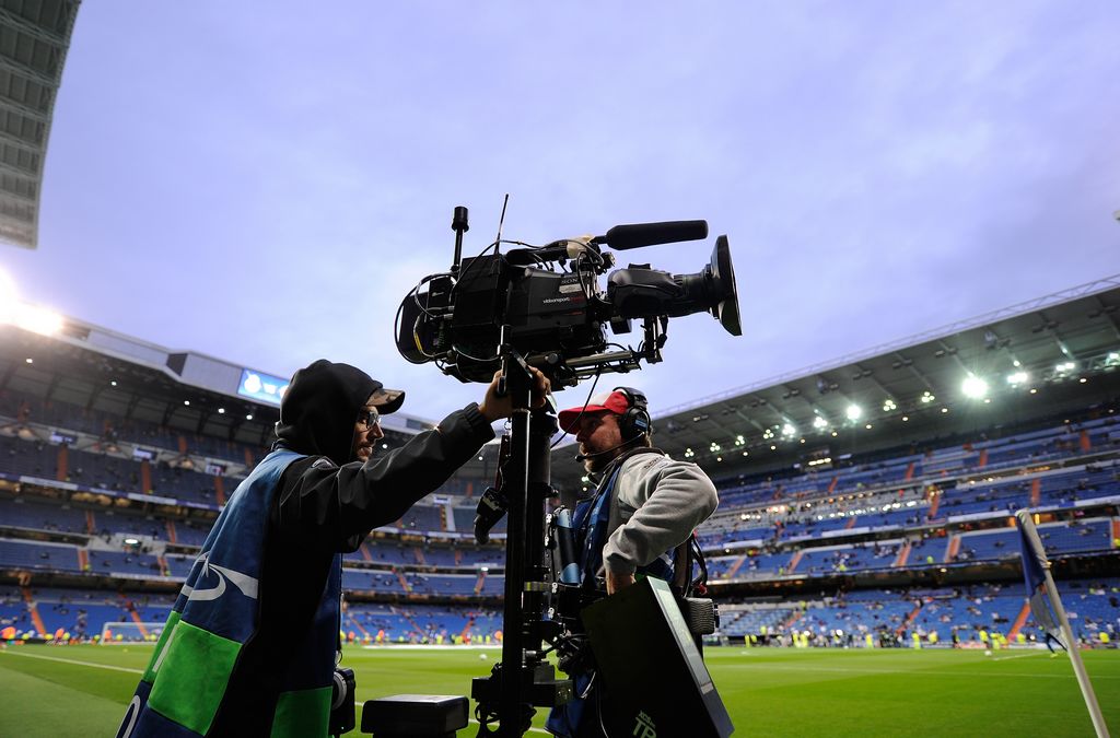 Mediaset fa chiudere i siti di streaming: addio Champions sul Pc?