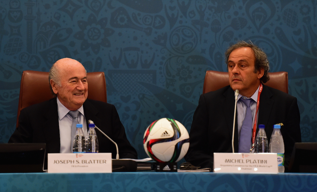 Scandalo FIFA: chiesta squalifica a vita per Platini e Blatter