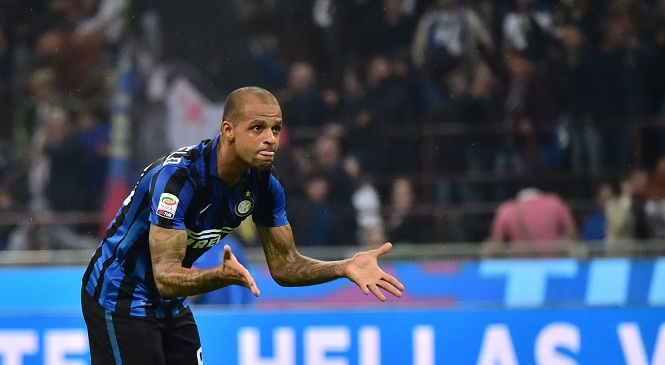 Felipe Melo, il video del fallo su Biglia in Inter-Lazio