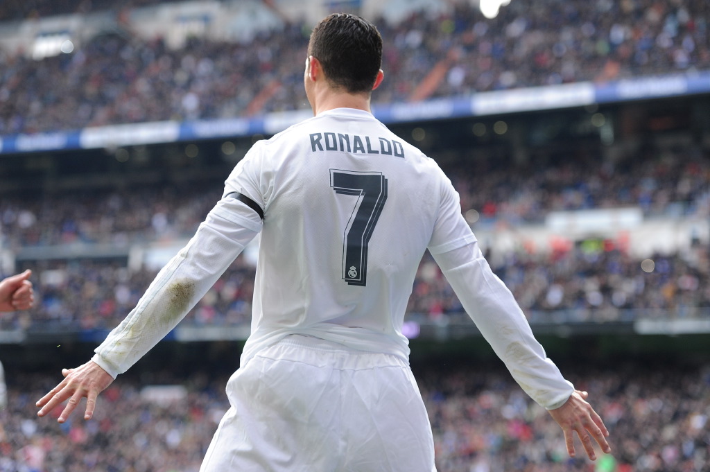 Real Madrid &#8211; Gijon 5-1 | Video Gol: Bale, Cristiano Ronaldo (2) e Benzema (2) | 17 Gennaio 2016