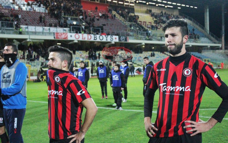 Foggia: preparatore atletico morde un avversario, squalificato