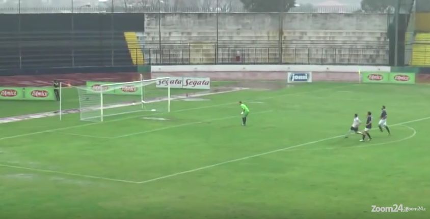 Cavese &#8211; Due Torri: il portiere Ingrassia rinvia e segna (Video)