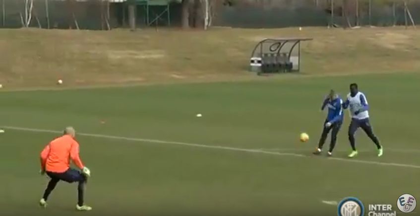 Inter, Mancini: gol a pallonetto in allenamento (Video)