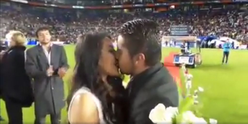 Messico: si sposano sul campo e la loro squadra vince (Video)