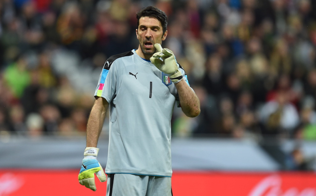 Buffon conferma: &#8220;Smetto nel 2018. Dopo vorrei fare il CT, ma all&#8217;estero&#8221;