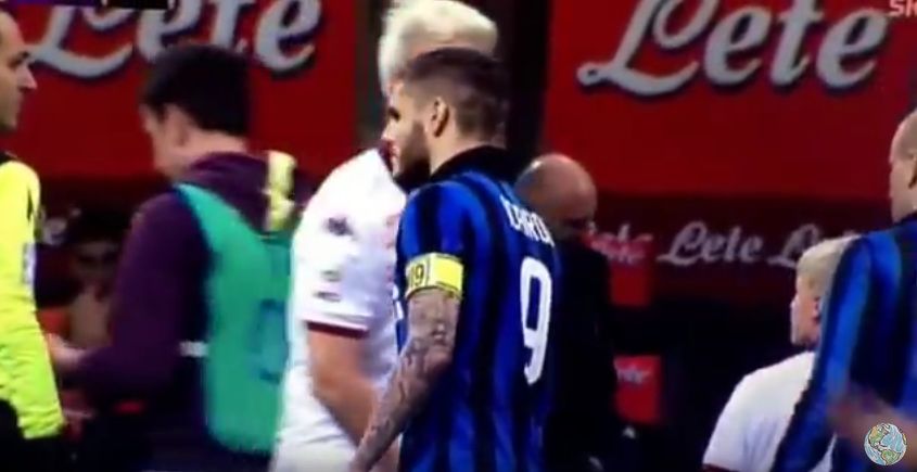 Maxi Lopez non dà la mano a Icardi (Video)