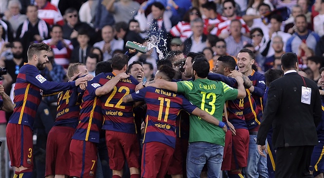 Il Barcellona vince la Liga con lo 0-3 al Granada | Video