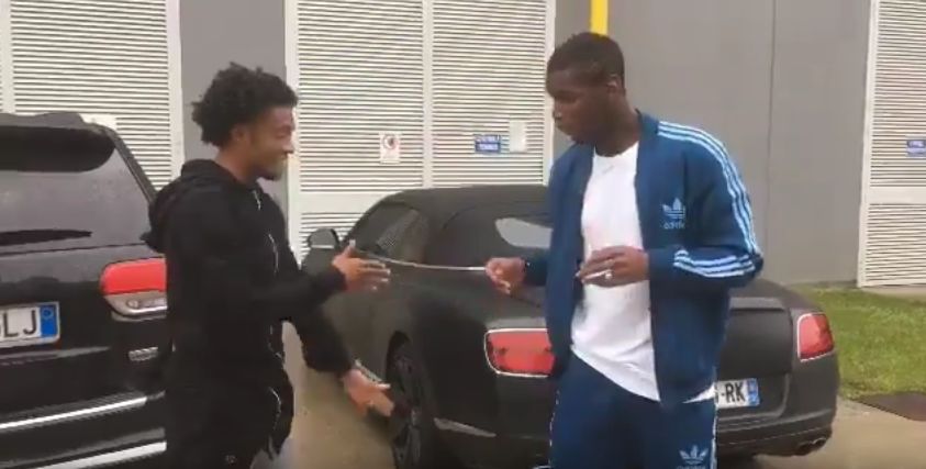 Juventus: Pogba e Cuadrado dance nel parcheggio (Video)