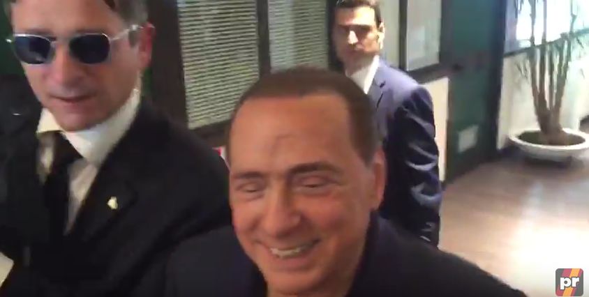 Berlusconi: &#8220;Compro giocatori della Roma? Se mi prestate i soldi&#8221; (Video)