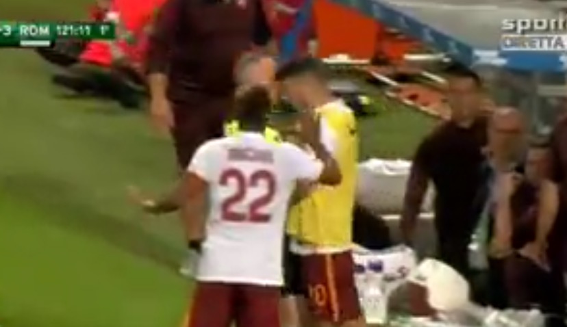 Primavera Roma: Tumminello dà una testata all&#8217;arbitro (Video)