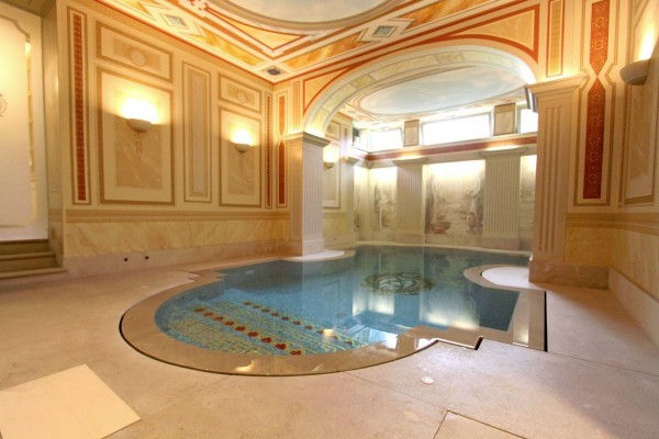 villa Higuain torino