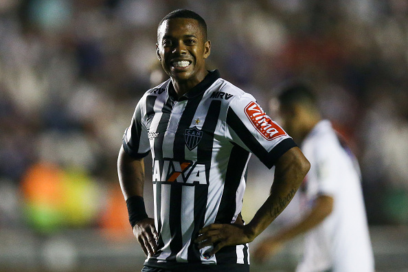 Violenza sessuale: Robinho condannato a 9 anni