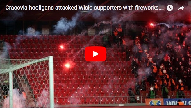 Derby di Cracovia: ultrà lanciano razzi verso i tifosi avversari (video)