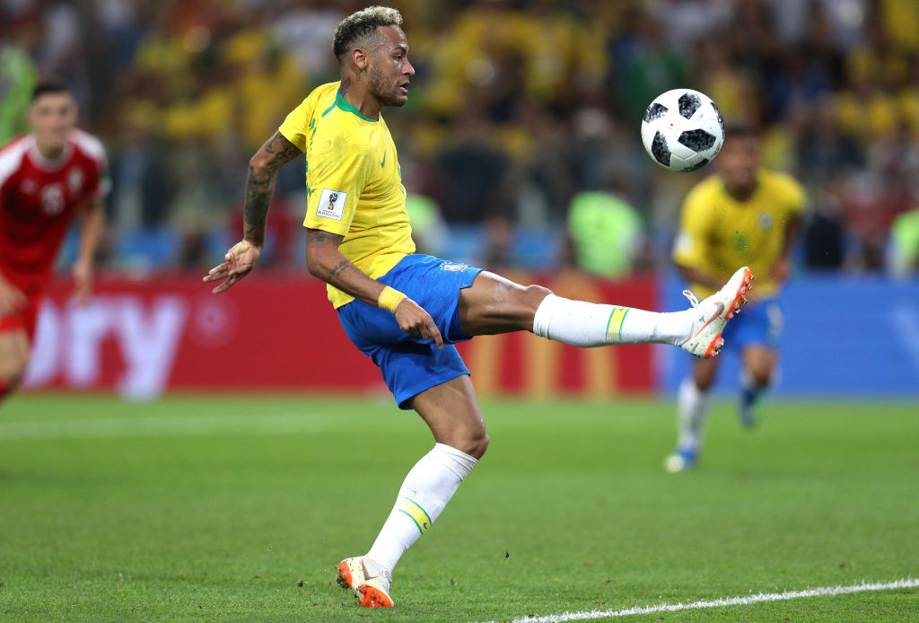 [VIDEO] Neymar: stop di tacco al volo e sombrero a Milinkovic