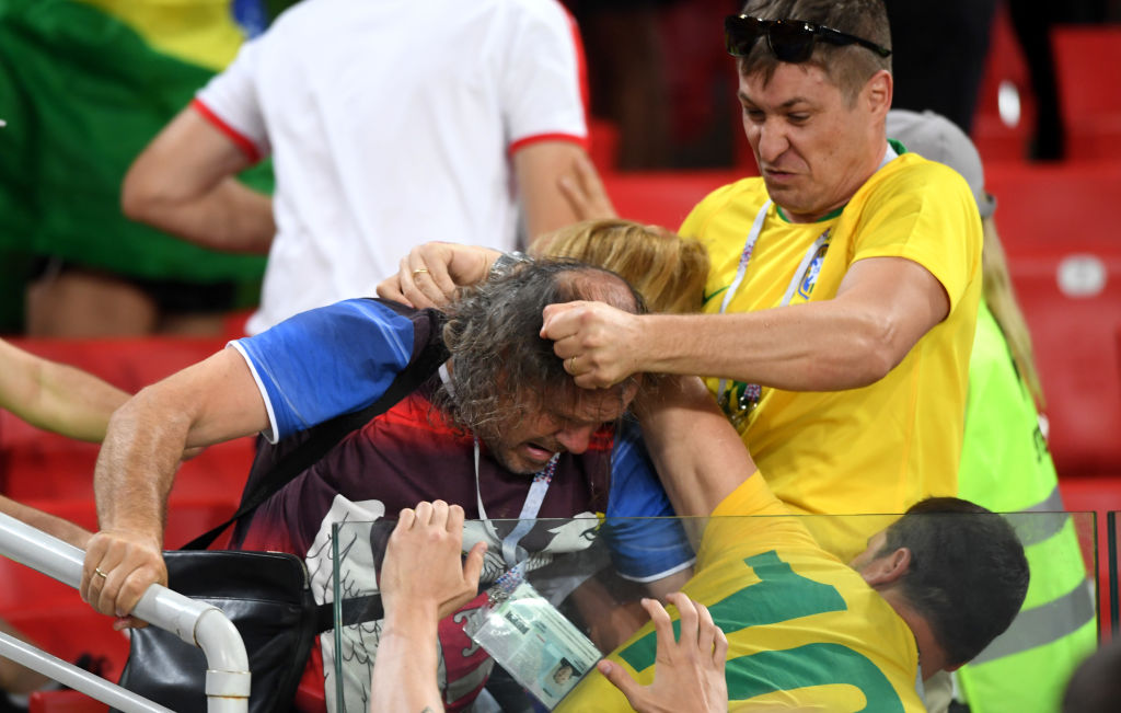 Serbia-Brasile: rissa tra tifosi durante la partita [FOTO]
