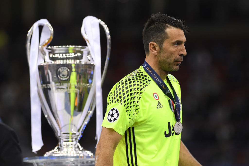 Buffon presentato dal PSG: &#8220;Dimostrerò di essere ancora un grande portiere&#8221;