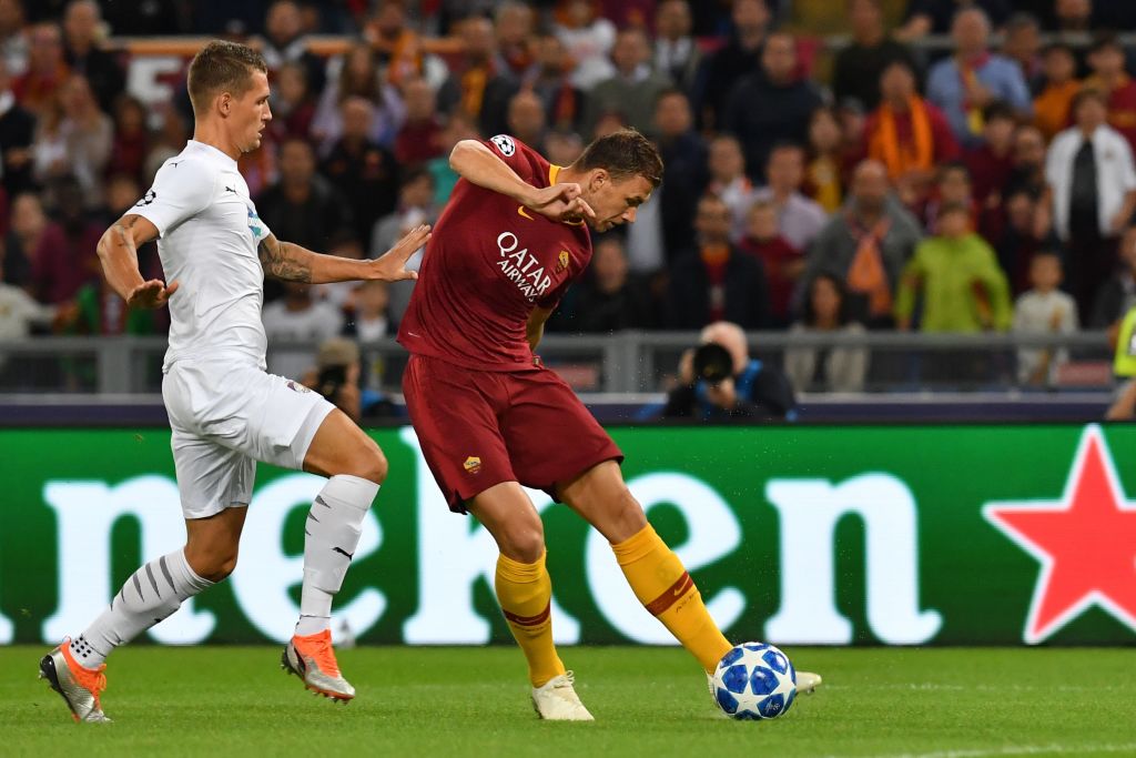 Roma-Viktoria Plzen 5-0, video gol: tripletta di Dzeko, Under e Kluivert