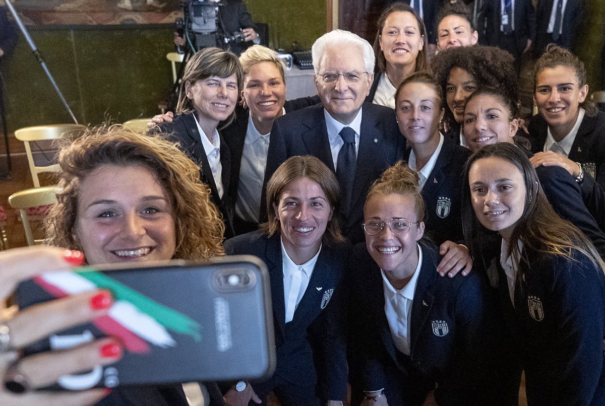 Mattarella, incontro con la nazionale di calcio femminile: &#8220;Il vostro Mondiale lo avete vinto&#8221;